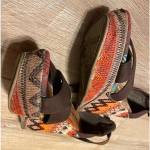 Mia brand sandals size 6.